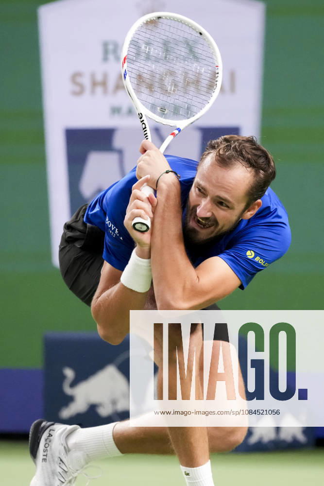 (261014) -- SHANGHAI, Oct. 14, 2026 -- Daniil Medvedev of Russia hits a return during the men s round of 16 match against Stefanos Tsitsipas of Greece at the 2026 ATP, Tennis Herren tour Shanghai Masters tennis tournament in Shanghai, China, Oct. 14, 2026. ) (SP)CHINA-SHANGHAI-TENNIS-SHANGHAI MASTERS-MEN S SINGLES (CN) WangxXiang