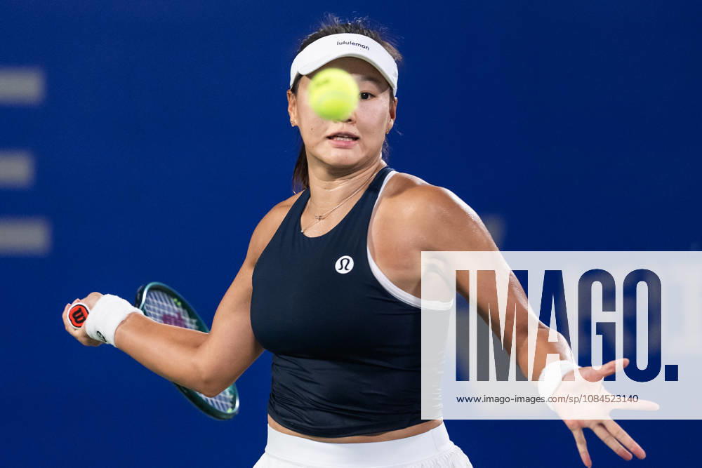 Hanyu Guo of China plays against Katie Volynets of USA ( not in view) during the Wuhan Open final match at the Optics Valley International Tennis Center. Hanyu Guo defeated Katie Volynets with a score of 6-4, 4-6, 7-6. Wuhan China - ZUMAs197 20261014_aaa_s197_096