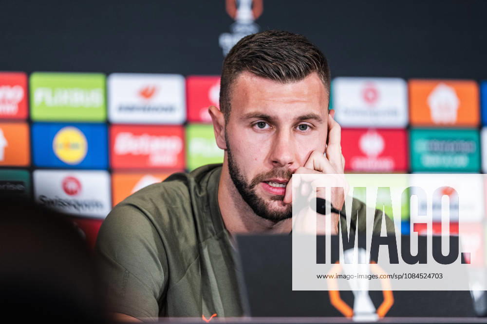SOCCER - UEFA EL, RBS vs Milan SALZBURG,AUSTRIA,14.OCT.26 - SOCCER - UEFA Europa League, Red Bull Salzburg vs AC Milan, preview, press conference, PK, Pressekonferenz Milan. Image shows Strahinja Pavlovic (Milan). GEPAxpictures Arellano