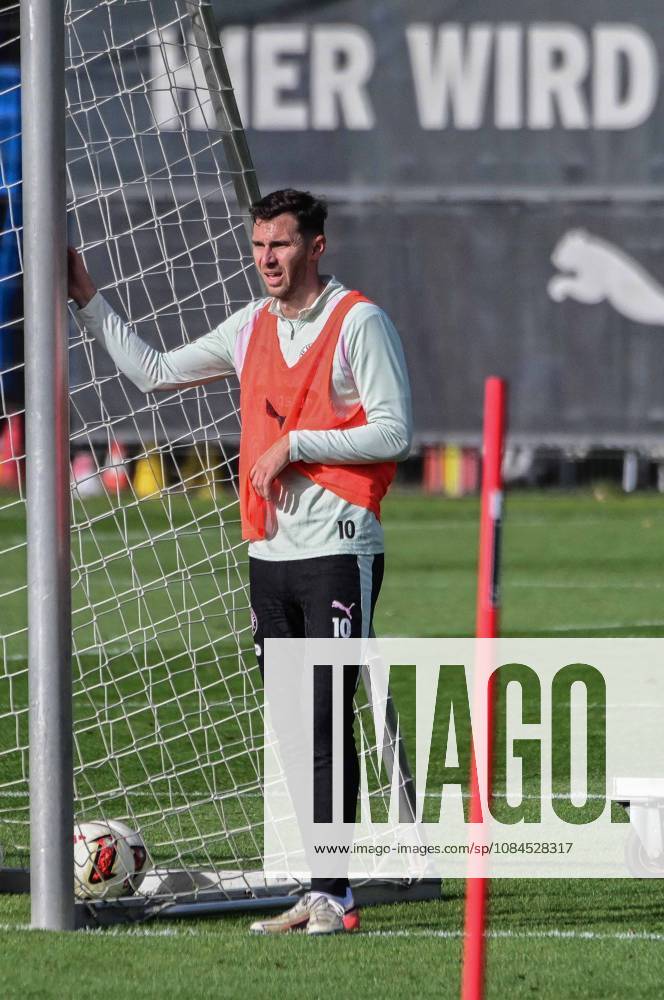 Branimir Hrgota ( Pauli ) Deutschland , Hamburg , Trainingsgelände an der Kollaustrasse , Fussball , 2. Bundesliga , FC St Pauli
