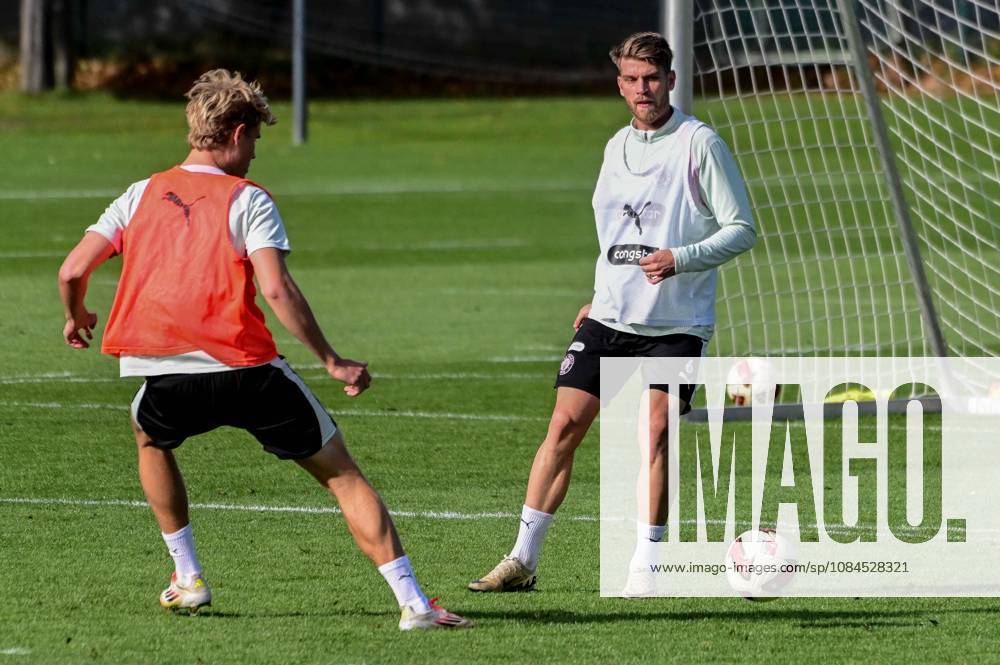 Sam Klein Marcus Mathisen ( Pauli ) Deutschland , Hamburg , Trainingsgelände an der Kollaustrasse , Fussball , 2. Bundesliga , FC St Pauli