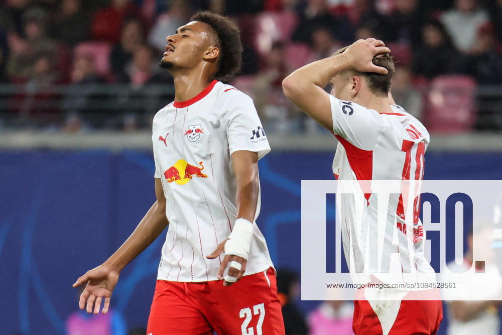 Deutschland: Fußball - UEFA Champions League - Saison 2026 - 2027, 2. Spieltag - RB Leipzig gegen PSV Eindhoven, Red Bull Arena (Leipzig): Tidiam Gomis (RB Leipzig, 27) und Brajan Gruda (RB Leipzig, 10), Frust, Trauer, Enttäuschung