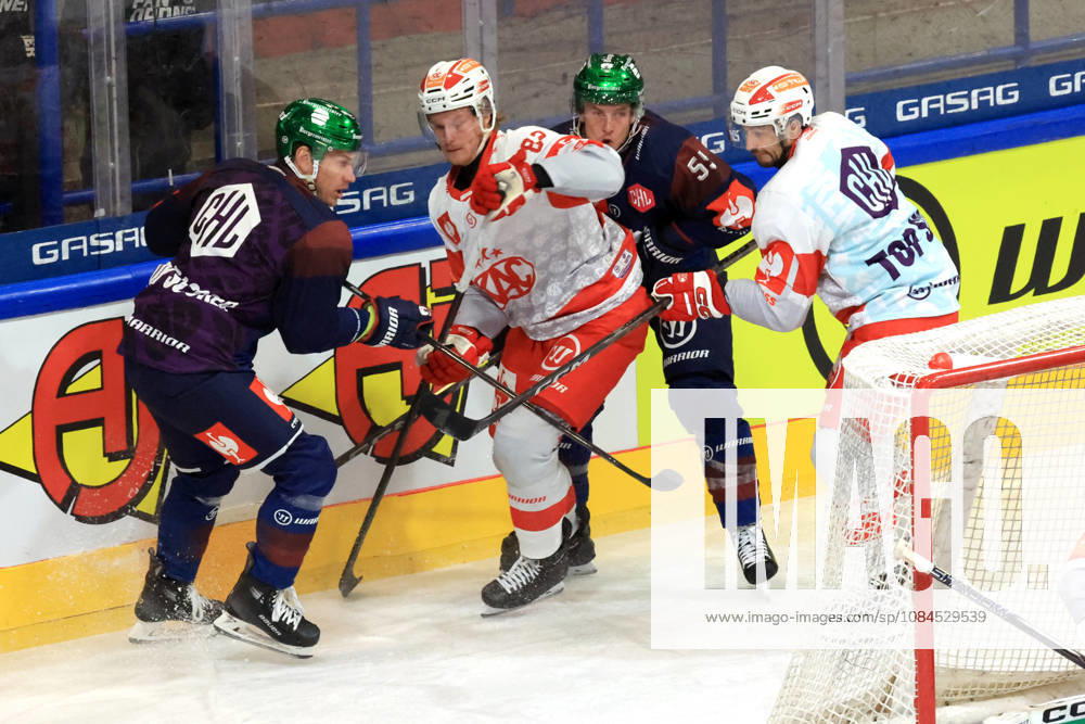 DEU, GER, Eishockey, Champions League, Saison 2026 27, Berlin, Eisbaeren Berlin vs. Klagenfurther AC Leonhard Pfoederl ( Eisbaeren Berlin 93 ), Jean-Luc Foudy ( Eisbaeren Berlin 55 ), Thimo Nickl ( Klagenfurth 82 ), Raphael Herburger ( Klagenfurth 89 ) nordphoto GmbH Engler Stadt Wellblechpalast Bundesland Land