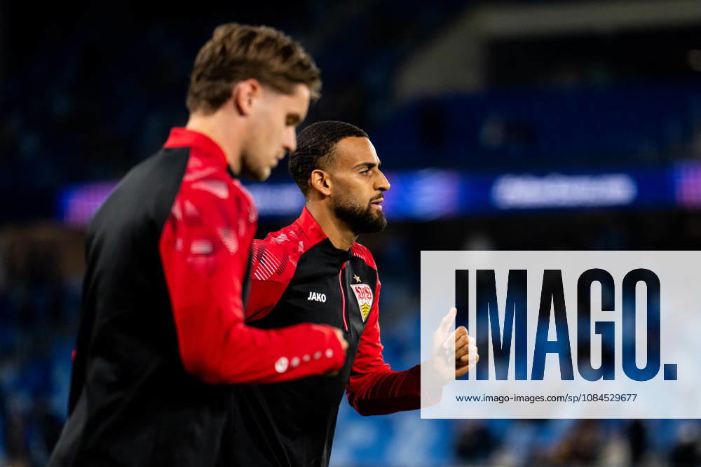 Champions League, 2. Spieltag, Å K Slovan Bratislava vs. VfB Stuttgart im Å tadion Tehelnà pole Narodný futbalový Å¡tadion Josha Vagnoman (VfB) wärmt sich auf WICHTIGER HINWEIS: Gemäß den Vorgaben des DFB und der DFL ist es untersagt, in dem Stadion und oder vom Spiel angefertigte Fotoaufnahmen in Form von Sequenzbildern und oder videoähnlichen Fotostrecken zu verwerten bzw. verwerten zu lassen.