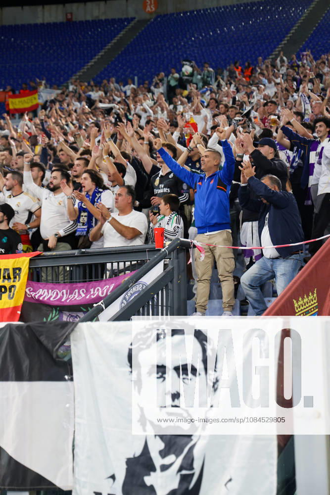 Europa Champions League 2026 27 between Roma vs Real Madrid Supporters Real Madrid during the Champions League football match between AS Roma and FC Real Madrid at the Stadio Olimpico in Rome on October 14, 2026 Pictured: Roma stadio Olimpico Roma Italy