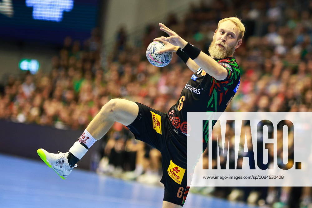 2026.10.14 Magdeburg Pilka reczna , Liga Mistrzow EHF , sezon 2026 27 SC Magdeburg -Industria Kielce N z Matthias Musche Foto Tomasz Fafara PressFocus 2026.10.14 Magdeburg Handball , EHF Champions League , 2026 2027 season SC Magdeburg - Industria Kielce Matthias Musche Credit: Tomasz Fafara PressFocus NEWSPIX.PL --- newspix.pl
