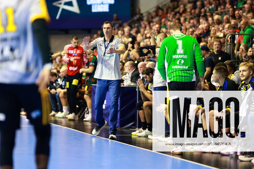2026.10.14 Magdeburg Pilka reczna , Liga Mistrzow EHF , sezon 2026 27 SC Magdeburg -Industria Kielce N z Krzysztof Lijewski Foto Tomasz Fafara PressFocus 2026.10.14 Magdeburg Handball , EHF Champions League , 2026 2027 season SC Magdeburg - Industria Kielce Krzysztof Lijewski Credit: Tomasz Fafara PressFocus NEWSPIX.PL --- newspix.pl