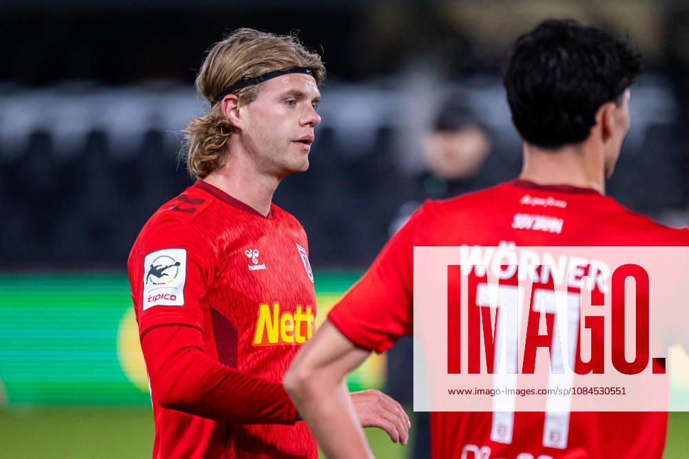 John Posselt (SSV Jahn Regensburg, 20) reagiert enttaeuscht nach dem 2:2 Unentschieden GER, SC Verl vs. SSV Jahn Regensburg, Fussball, 3. Liga, 9. Spieltag, Spielzeit 2026 2027, 14.10.2026 DFL Regulations prohibit any use of photographers as image sequences and or quasi-video. GER, SC Verl vs. SSV Jahn Regensburg, Fussball, 3. Liga, 9. Spieltag, Spielzeit 2026 2027, 14.10.2026 Verl