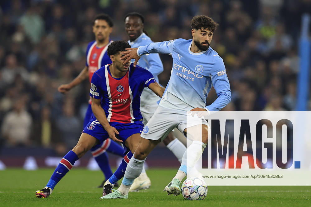 Manchester City v Paris Saint-Germain, Champions League Josko Gvardiol (24) of Manchester City turns with the ball during the Champions League match between Manchester City and Paris Saint-Germain at the Etihad Stadium, Manchester, UK on 14 October 2026. Manchester Etihad Stadium Manchester UK Editorial use only ,