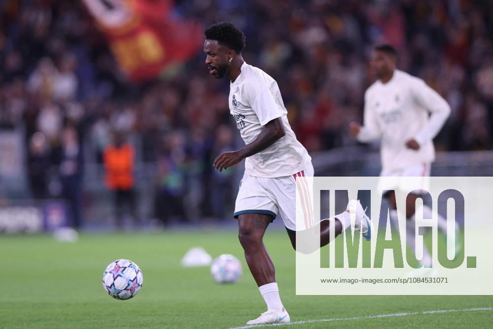 SOCCER - UEFA Champions League - AS Roma vs. Real Madrid Photo by IPA ABACAPRESS.COM89686823 - Rome, Italy - October 14, 2026: Vinicius Junior (forward) of Real Madrid during warm-ups before the 2026-2027 UEFA Champions League soccer match between AS Roma and Real Madrid CF at the Olympic Stadium in Rome. Rome Italy