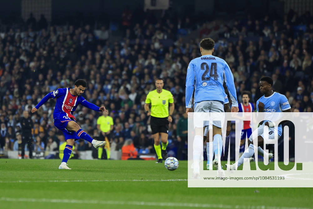 Manchester City v Paris Saint-Germain, Champions League GOAL. Desire Doue (14) of Paris Saint-Germain scores to make it 0-1 during the Champions League match between Manchester City and Paris Saint-Germain at the Etihad Stadium, Manchester, UK on 14 October 2026. Manchester Etihad Stadium Manchester UK Editorial use only ,