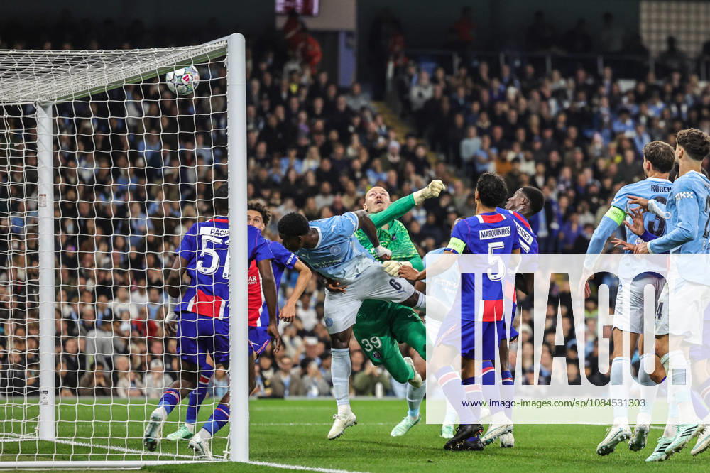 UEFA Champions League Matchday 2 of 8 Manchester City v Paris Saint-Germain Marc Guehi of Manchester City heads over the bar during the UEFA Champions League Matchday 2 of 8 match Manchester City vs Paris Saint-Germain at City of Manchester Stadium, Manchester, United Kingdom on 14 October 2026 (Photo by Mark Cosgrove News Images) Manchester City of Manchester Stadium Greater Manchester United, ManU Kingdom