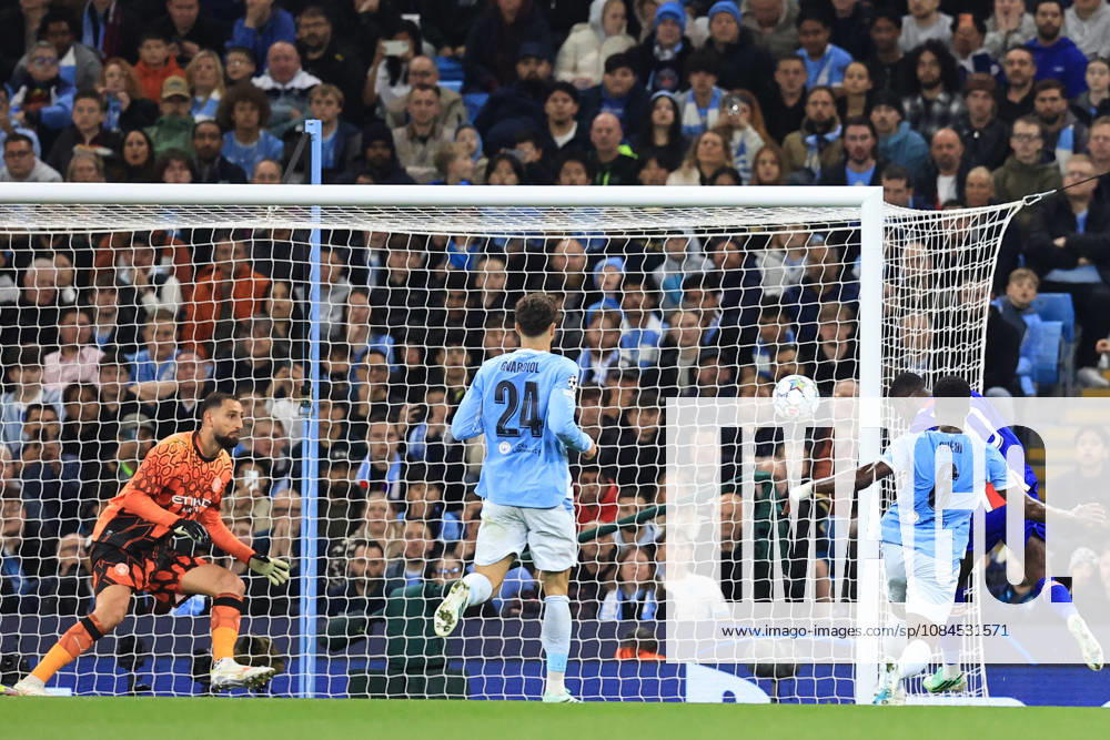 14th October 2026; Etihad Stadium, Manchester, England; UEFA Champions League Football, Manchester City versus Paris Saint Germain; Ousmane Dembele of Paris Saint Germain beats Manchester City goalkeeper Gianluigi Donnarumma to score for 0-2 after 15 minutes DavidxBlunsden