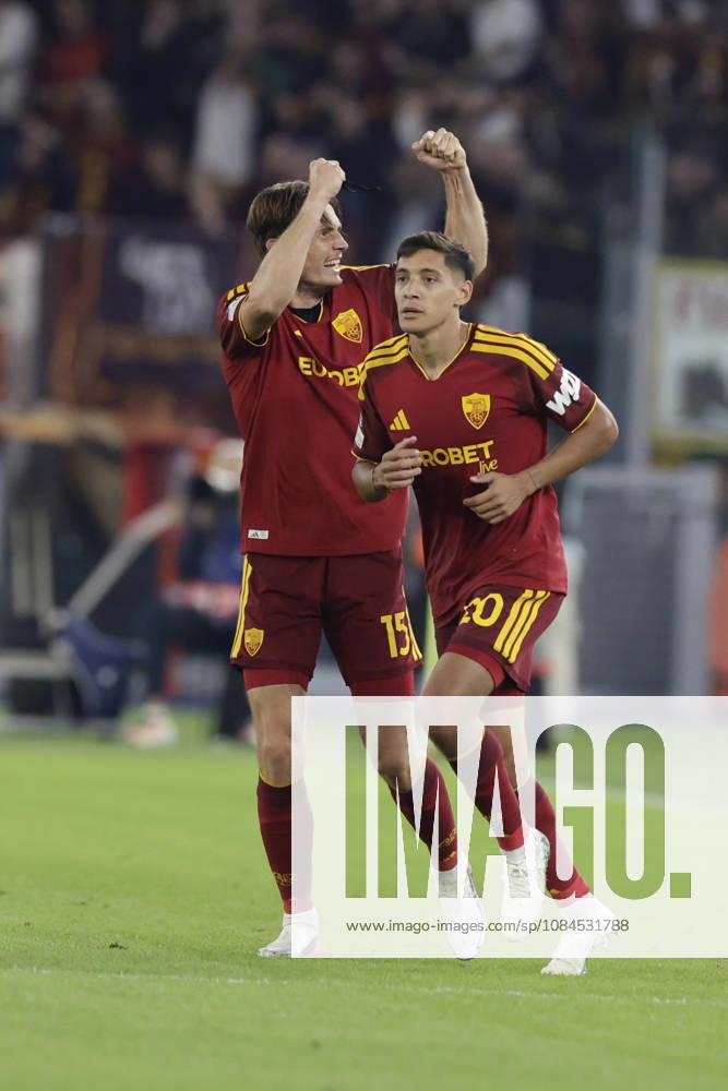 UEFA Champions League AS Roma vs Real Madrid Romas Dutch midfielder Marten de Roon celebrates after scoring a goal of 1-0 during UEFA Champions League match between AS Roma vs Real Madrid at Olimpico stadium on October 14, 2026 in Rome, Italy. _BPH3175