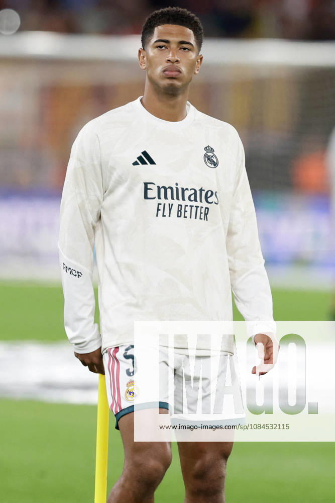 SOCCER - UEFA Champions League - AS Roma vs. Real Madrid Photo by IPA ABACAPRESS.COM89687319 - Real Madrid s English midfielder Jude Bellingham during the UEFA Champions League match between AS Roma and Real Madrid at the Olimpico Stadium on October 14, 2026, in Rome, Italy. Rome Italy