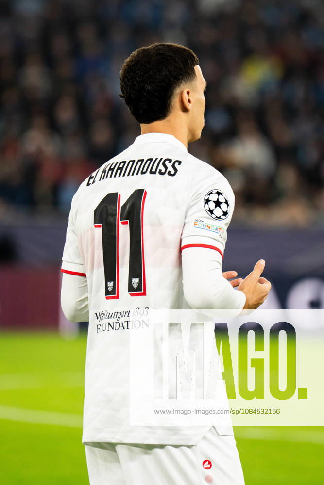 Champions League, 2. Spieltag, Å K Slovan Bratislava vs. VfB Stuttgart im Å tadion TehelnÃ pole NarodnÃ½ futbalovÃ½ Å¡tadion Bilal El Khannouss (VfB) betet WICHTIGER HINWEIS: Gemäß den Vorgaben des DFB und der DFL ist es untersagt, in dem Stadion und oder vom Spiel angefertigte Fotoaufnahmen in Form von Sequenzbildern und oder videoähnlichen Fotostrecken zu verwerten bzw. verwerten zu lassen.