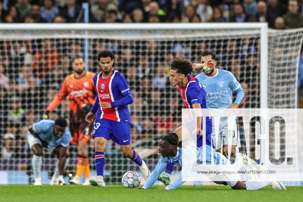 UEFA Champions League Matchday 2 of 8 Manchester City v Paris Saint-Germain Jeremy Doku of Manchester City is fouled by Maghnes Akliouche of Paris Saint-Germain during the UEFA Champions League Matchday 2 of 8 match Manchester City vs Paris Saint-Germain at City of Manchester Stadium, Manchester, United Kingdom on 14 October 2026 (Photo by Mark Cosgrove News Images) Manchester City of Manchester Stadium Greater Manchester United, ManU Kingdom