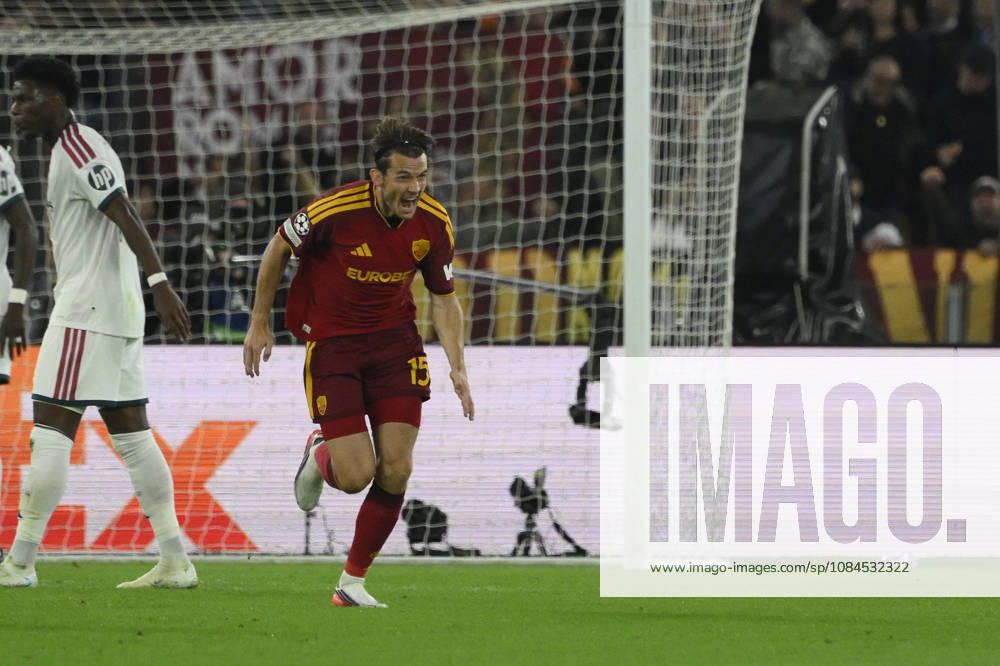 Roma’s Marten de Roon celebrates after scoring the goal 1-0 during the Uefa Champions League soccer match between AS Roma and Real Madrid at the Olympic Stadium in Rome, Italy - Wednesday, October 14, 2026. - Soccer .