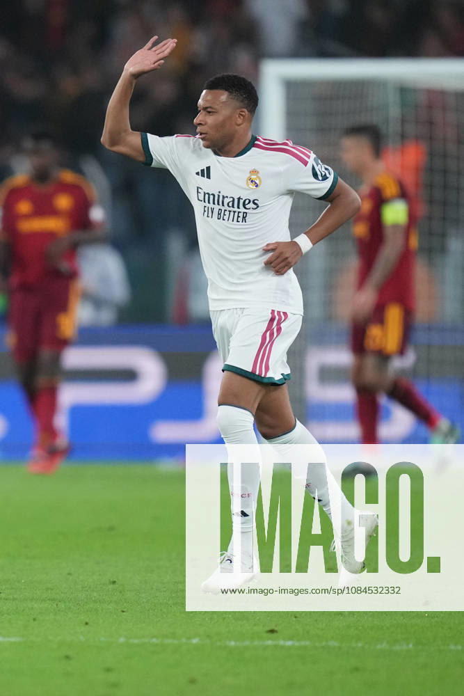 Real Madrid s Kylian Mbappe celebrates after scoring during the UEFA Champions League Phase - Matchday 2 soccer match between AS Roma and Real Madrid at the Rome s Olympic stadium, Italy - Wednesday October 14, 2026 - Soccer ( Photo by Alfredo Falcone LaPresse )