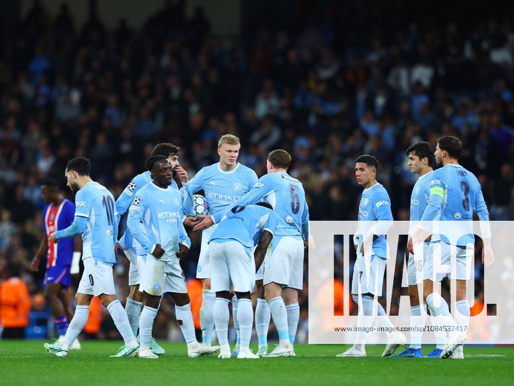 All Manchester City out field players together after the third goal 0-3 Manchester City v Paris Saint-Germain, UEFA Champions League, Football, Etihad Stadium, Manchester, UK - 14 Oct 2026Manchester Etihad Stadium United Kingdom