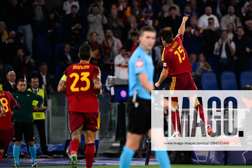 Marten De Roon of AS Roma celebrates after scoring the goal of 1-0 during the UEFA Champions League 2026 2027 football match between AS Roma and Real Madrid at Stadio Olimpico in Rome (Italy), October 14, 2026. AndreaxStaccioli