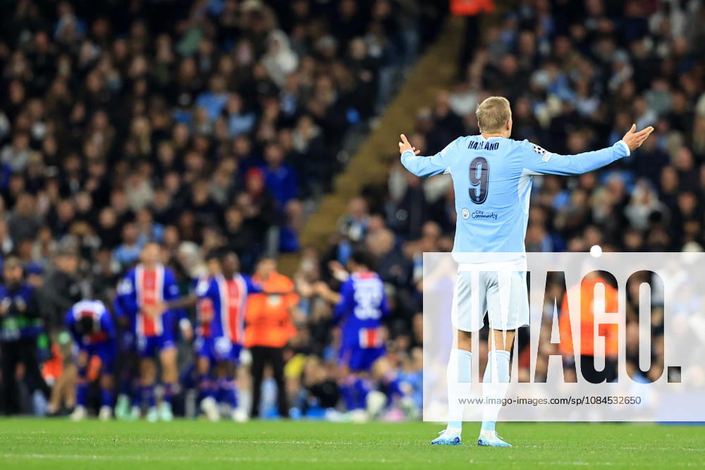 14th October 2026; Etihad Stadium, Manchester, England; UEFA Champions League Football, Manchester City versus Paris Saint Germain; Erling Haaland of Manchester City shows his dejection after his side concedes for 0-2 after 15 minutes DavidxBlunsden