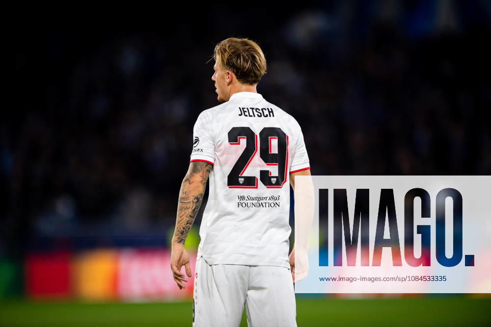 Champions League, 2. Spieltag, Å K Slovan Bratislava vs. VfB Stuttgart im Å tadion Tehelnà pole Narodný futbalový Å¡tadion Finn Jeltsch (VfB) im Fokus WICHTIGER HINWEIS: Gemäß den Vorgaben des DFB und der DFL ist es untersagt, in dem Stadion und oder vom Spiel angefertigte Fotoaufnahmen in Form von Sequenzbildern und oder videoähnlichen Fotostrecken zu verwerten bzw. verwerten zu lassen.