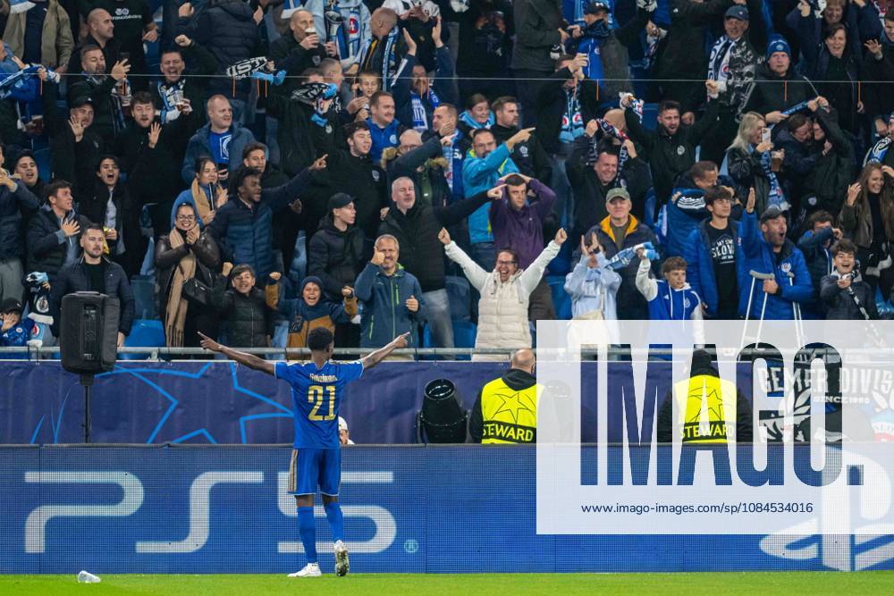Suleiman Camara a goal celebrate with fans during UEFA Champions league match , SK Slovan Bratislava - VFB Stuttgart , 14. october 2026, Tehelne pole Stadium, Bratislava, Slovakia