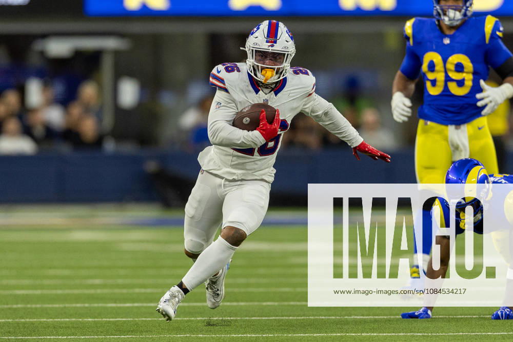 INGLEWOOD, CA - OCTOBER 12: Ty Johnson 26 of the Buffalo Bills carries the ball for first down during an NFL, American Football Herren, USA game between the Buffalo Bills and the Los Angeles Rams on October 12, 2026, at SoFi Stadium in Inglewood, California. (Photo by Greg Fiore Icon Sportswire) NFL: OCT 12 Bills at Rams Icon2610121856