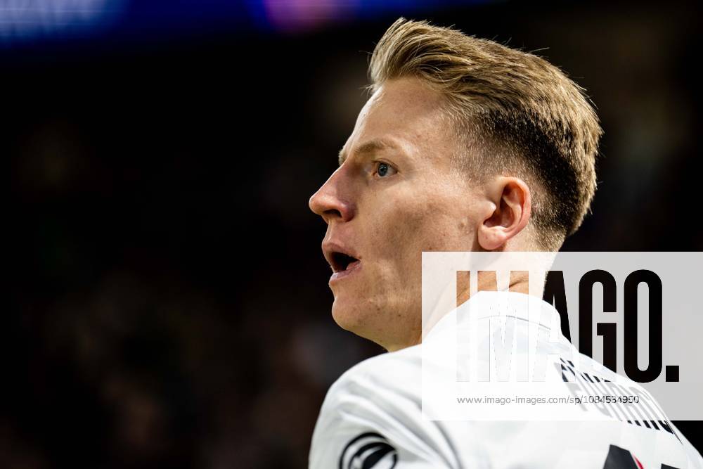 Champions League, 2. Spieltag, Å K Slovan Bratislava vs. VfB Stuttgart im Å tadion Tehelnà pole Narodný futbalový Å¡tadion Chris Führich (VfB) close mit Mund auf WICHTIGER HINWEIS: Gemäß den Vorgaben des DFB und der DFL ist es untersagt, in dem Stadion und oder vom Spiel angefertigte Fotoaufnahmen in Form von Sequenzbildern und oder videoähnlichen Fotostrecken zu verwerten bzw. verwerten zu lassen.