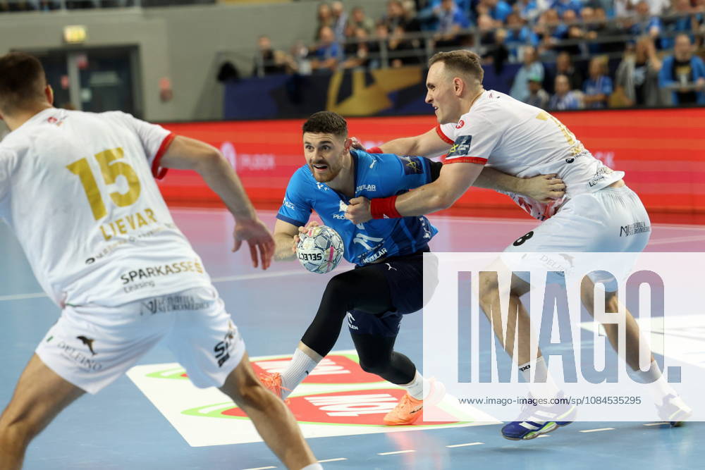 Plock 14.10.2026 Liga mistrzow pilka reczna mezczyzn faza grupowa sezon 2026 27 --- Group phase mens handball EHF Champions League Orlen Wisla Plock - HC Vardar 1961 Skopje Mitja Janc Fot. Marcin Solarz FotoPyK NEWSPIX.PL --- newspix.pl
