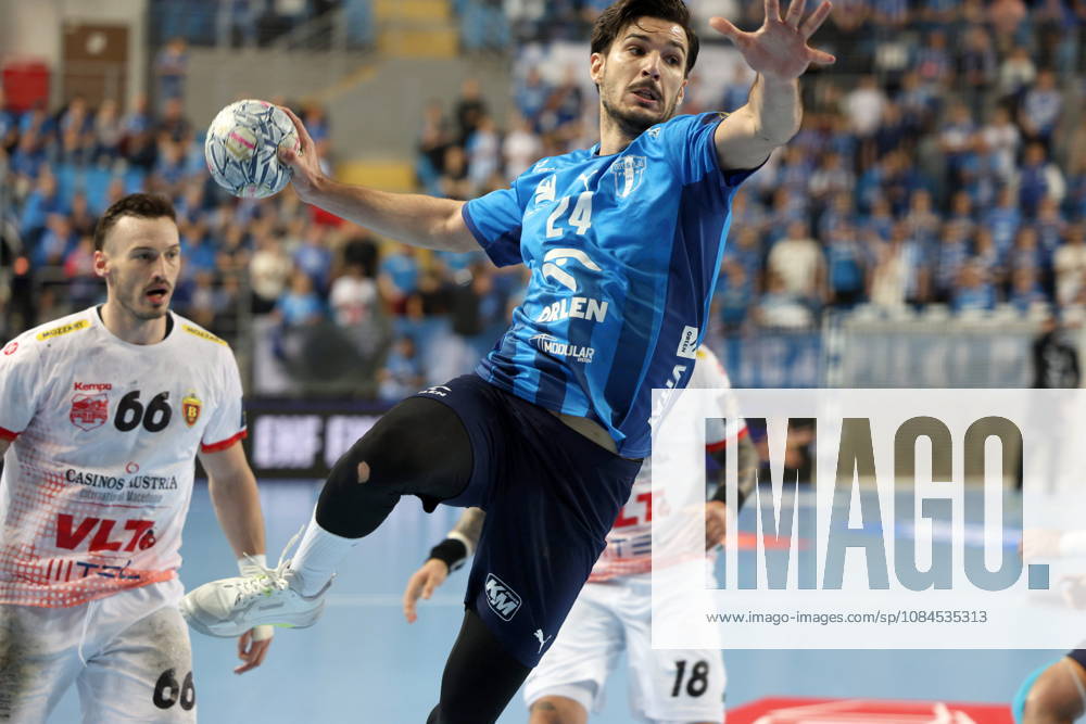 Plock 14.10.2026 Liga mistrzow pilka reczna mezczyzn faza grupowa sezon 2026 27 --- Group phase mens handball EHF Champions League Orlen Wisla Plock - HC Vardar 1961 Skopje Gergo Fazekas Fot. Marcin Solarz FotoPyK NEWSPIX.PL --- newspix.pl