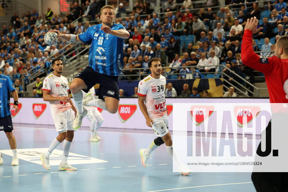 Plock 14.10.2026 Liga mistrzow pilka reczna mezczyzn faza grupowa sezon 2026 27 --- Group phase mens handball EHF Champions League Orlen Wisla Plock - HC Vardar 1961 Skopje Frederik Bjerre Fot. Marcin Solarz FotoPyK NEWSPIX.PL --- newspix.pl