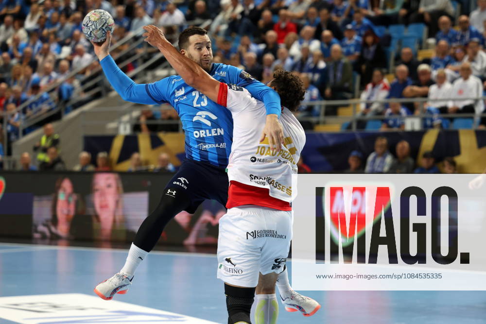 Plock 14.10.2026 Liga mistrzow pilka reczna mezczyzn faza grupowa sezon 2026 27 --- Group phase mens handball EHF Champions League Orlen Wisla Plock - HC Vardar 1961 Skopje Miha Zarabec Joao Pedro Francisco da Silva Fot. Marcin Solarz FotoPyK NEWSPIX.PL --- newspix.pl