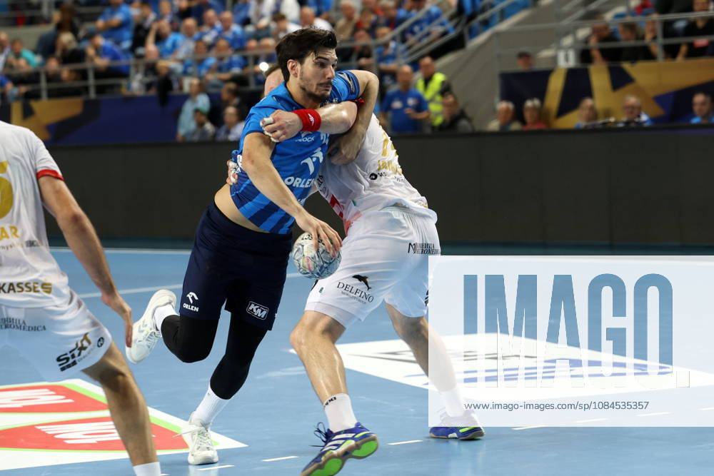 Plock 14.10.2026 Liga mistrzow pilka reczna mezczyzn faza grupowa sezon 2026 27 --- Group phase mens handball EHF Champions League Orlen Wisla Plock - HC Vardar 1961 Skopje Gergo Fazekas Wiktor Jankowski Fot. Marcin Solarz FotoPyK NEWSPIX.PL --- newspix.pl