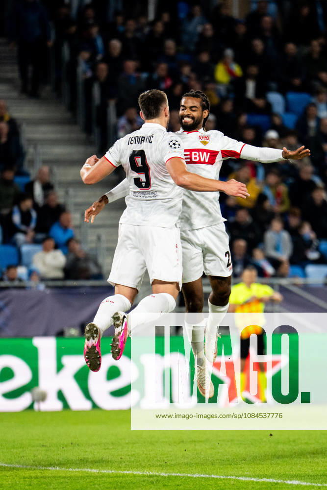 Champions League, 2. Spieltag, Å K Slovan Bratislava vs. VfB Stuttgart im Å tadion Tehelnà pole Narodný futbalový Å¡tadion Tor zum 0:3 durch Ermedin Demirović (VfB) hier im Jubel mit Lorenz Assignon (VfB) WICHTIGER HINWEIS: Gemäß den Vorgaben des DFB und der DFL ist es untersagt, in dem Stadion und oder vom Spiel angefertigte Fotoaufnahmen in Form von Sequenzbildern und oder videoähnlichen Fotostrecken zu verwerten bzw. verwerten zu lassen.