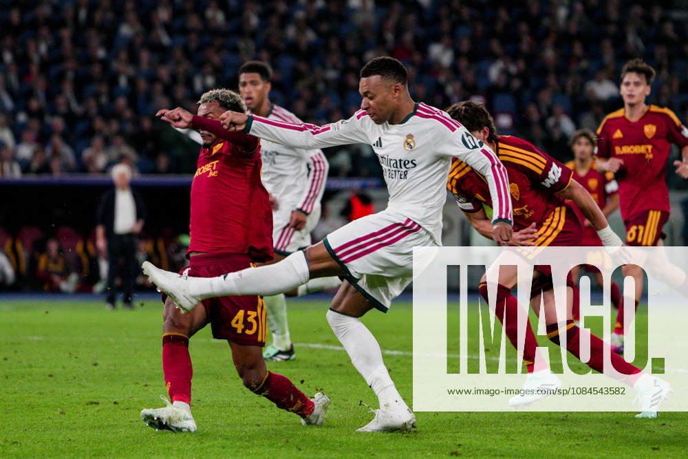 SOCCER - UEFA Champions League - AS Roma vs. Real Madrid Photo by IPA ABACAPRESS.COM89696974 - Kylian Mbappé of Real Madrid during the AS Roma vs. Real Madrid UEFA Champions League soccer match in Rome, Italy, on October 14, 2026 Rome Italy