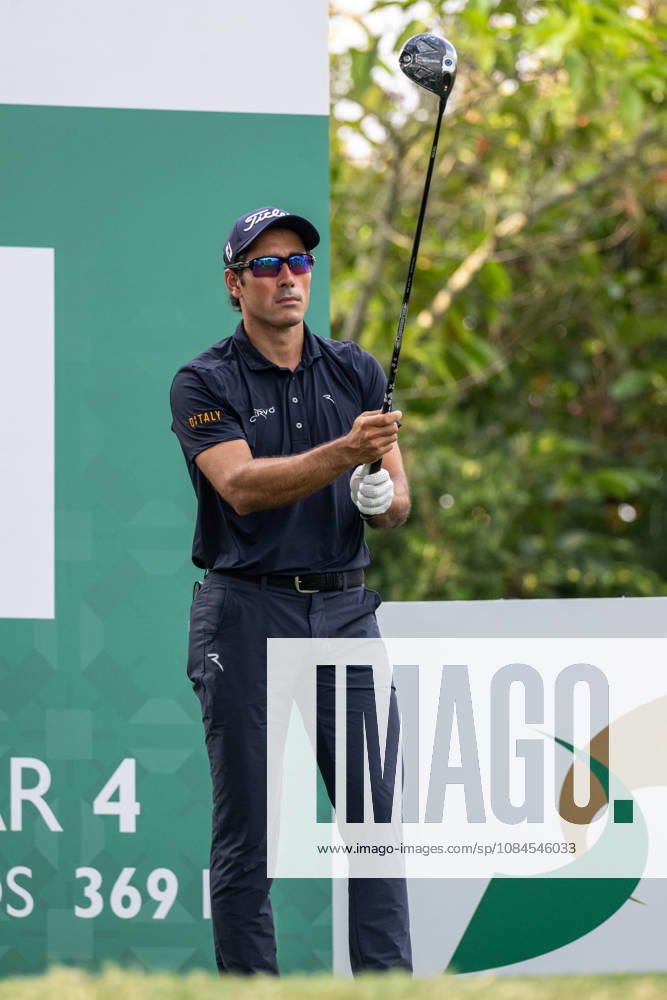 Spain s, Carlos PIGEM.Opening Round in the Macao Open Golf at Macau Golf & Country Club. Coloane China - ZUMAr144 20261015_zap_r144_083