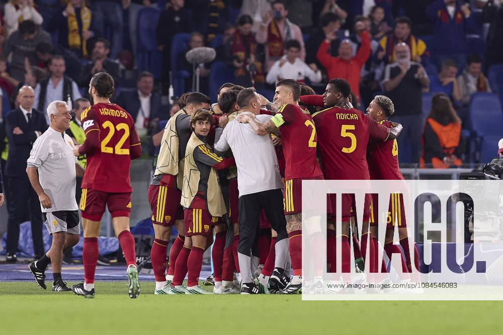UEFA Champions League 2026 2027 - AS Roma vs Real Madrid CF in Rome, Italy - 14 Oct 2026 Players (AS Roma) celebrate a goal during the UEFA Champions League 2026 2027 match between AS Roma and Real Madrid CF. Final score: AS Roma 3-4 Real Madrid CF. Rome Italy
