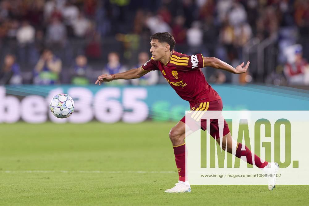 UEFA Champions League 2026 2027 - AS Roma vs Real Madrid CF in Rome, Italy - 14 Oct 2026 Nahuel Molina (AS Roma) is seen in action during the UEFA Champions League 2026 2027 match between AS Roma and Real Madrid CF. Final score: AS Roma 3-4 Real Madrid CF. Rome Italy