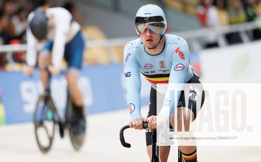 Belgian Lowie Nulens pictured in action during the Men s Keirin event at the UCI Track cycling, Rad, Radsport, Bahnrad, Bahn World Championships in Shanghai, China on Thursday 15 October 2026. The worlds are taking place from 14 to 18 October 2026. BENOITxDOPPAGNE x189860896x