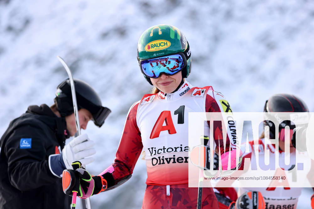 ALPINE SKIING - Ski Austria, training SOELDEN,AUSTRIA,15.OCT.26 - ALPINE SKIING - Ski Austria, giant slalom, training and qualification. Image shows Victoria Olivier (AUT). GEPAxpictures xMathiasxMandl