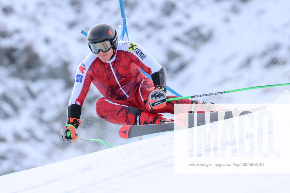 ALPINE SKIING - Ski Austria, training SOELDEN,AUSTRIA,15.OCT.26 - ALPINE SKIING - Ski Austria, giant slalom, training and qualification. Image shows Raphael Haaser (AUT). GEPAxpictures xMathiasxMandl