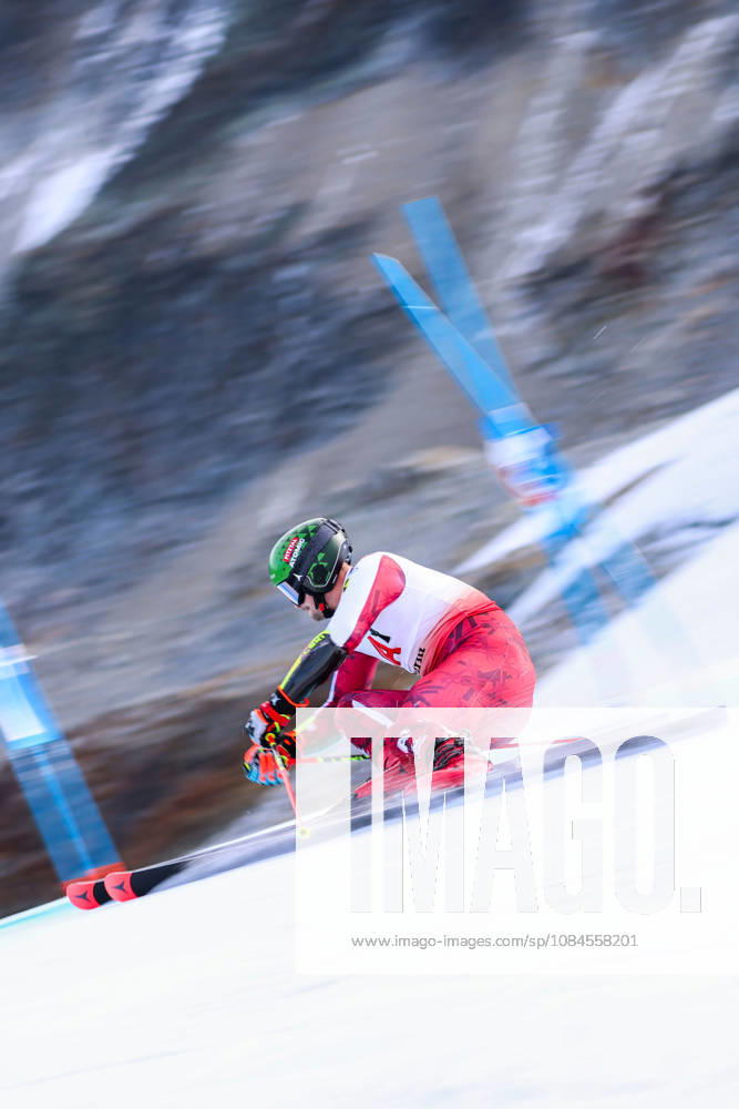 ALPINE SKIING - Ski Austria, training SOELDEN,AUSTRIA,15.OCT.26 - ALPINE SKIING - Ski Austria, giant slalom, training and qualification. Image shows a feature of Joshua Sturm (AUT). GEPAxpictures xMathiasxMandl