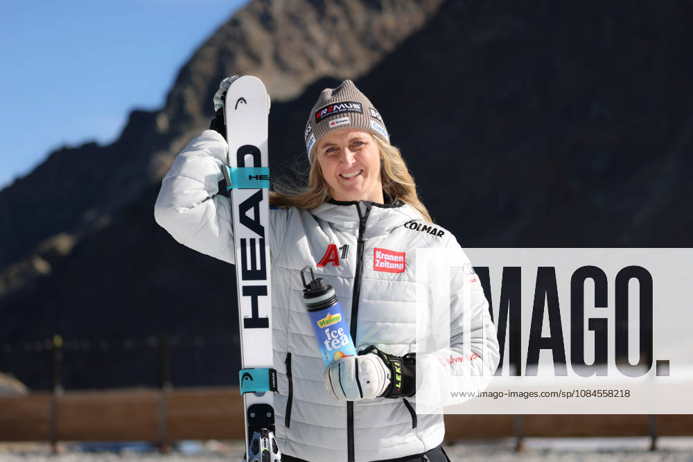 ALPINE SKIING - Ski Austria, training SOELDEN,AUSTRIA,15.OCT.26 - ALPINE SKIING - Ski Austria, giant slalom, training and qualification. Image shows . GEPAxpictures xMathiasxMandl