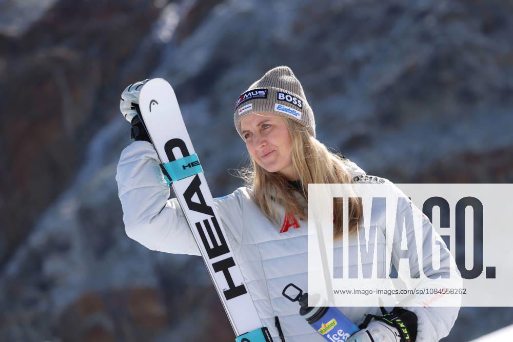 ALPINE SKIING - Ski Austria, training SOELDEN,AUSTRIA,15.OCT.26 - ALPINE SKIING - Ski Austria, giant slalom, training and qualification. Image shows . GEPAxpictures xMathiasxMandl