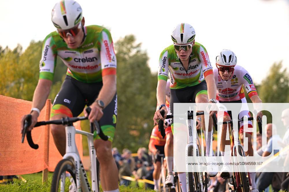 Belgium s Joran Wyseure and Belgium s Witse Meeussen pictured in action during the men elite race of the Kermiscross cyclocross cycling event, on Thursday 15 October 2026, in Ardooie. DAVIDxPINTENS x189897658x