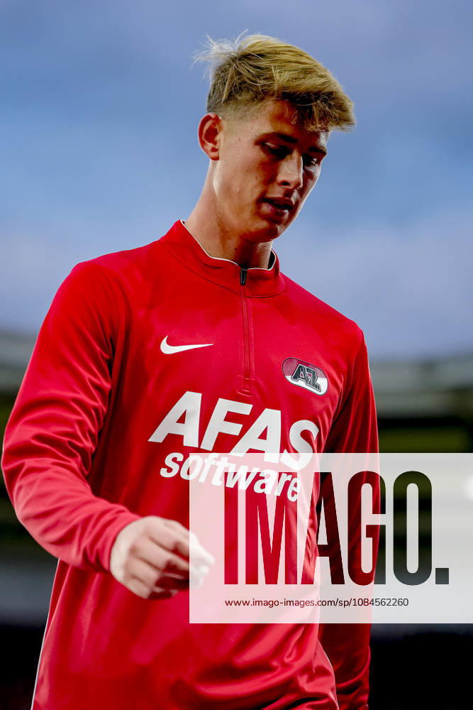 ALKMAAR - AZ Alkmaar midfielder Dave Kwakman during the UEFA Europa League match between AZ and Hapoel Beer-Sheva at AFAS stadion on 15 October 2026 in Alkmaar, Nederland. ED VAN DE POL EYE4IMAGES DeFodi Images -