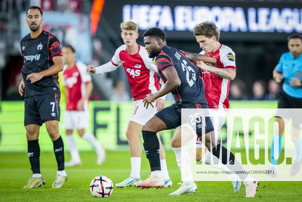 ALKMAAR , 15-10-2026, AFAS Stadion , season 2026 2027 , UEFA Europa League League phase , match between AZ and Hapoel Beer-Sheva , Picture shows Hapoel Beer-Sheva player Lucas Ventura and AZ player Bendeguz Kovacs AZ - Hapoel Beer-Sheva x208448237x