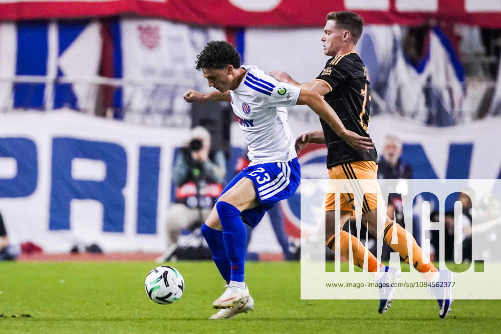 Fussball: Kroatien: UEFA Conference League 2026 2027 - 1. Runde, 15.10.2026 - HNK Hajduk Split vs. AFC Ajax Amsterdam - Stadion Poljud (Split, Kroatien); Marin Soticek (Hajduk Split), Viktor Tsygankov (AFC Ajax)